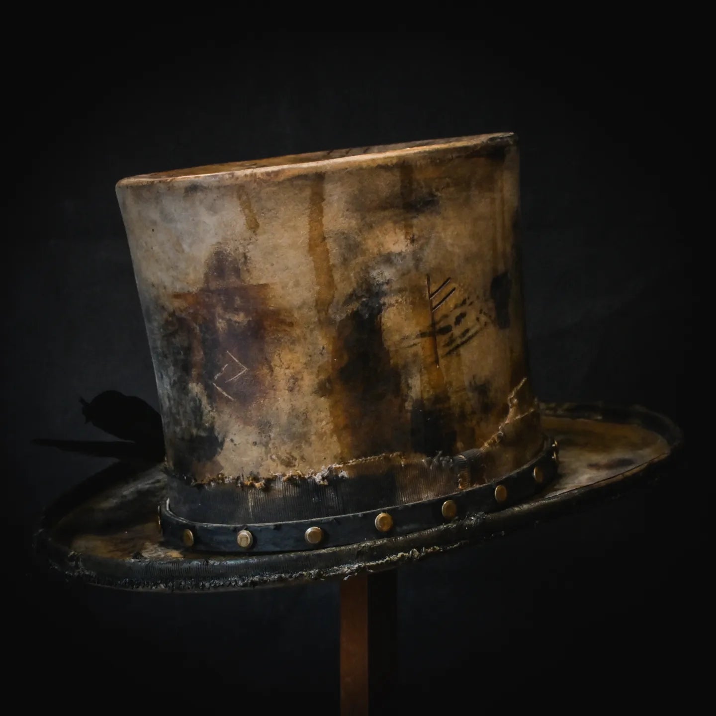 Vegvisir Top Hat