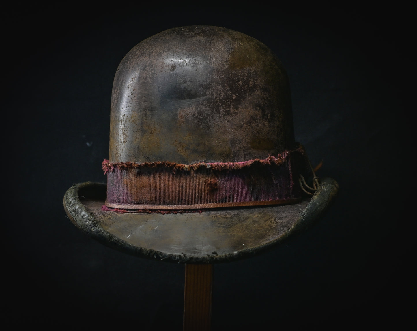Shallow Grave - Western Style Distressed Bowler Hat