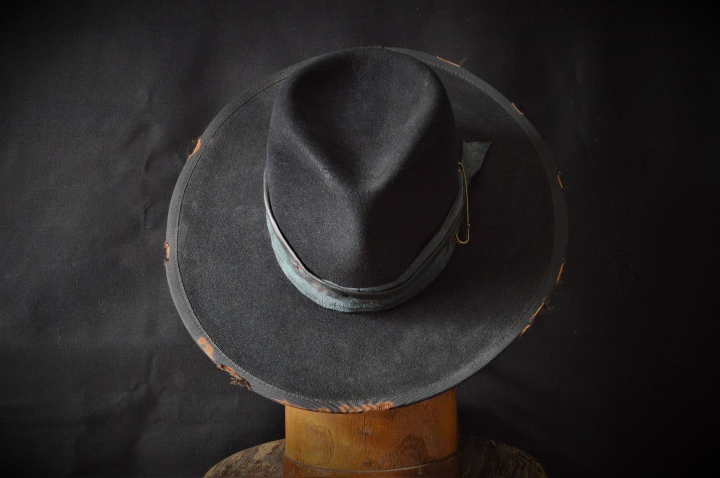 The Conspirator - Extra wide brim distressed fur felt fedora hat.
